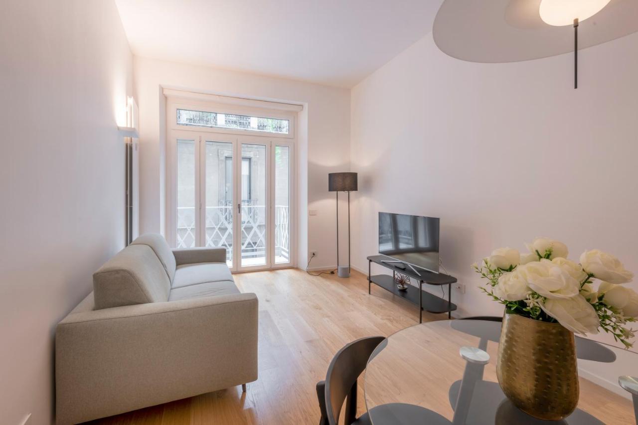 Milan Royal Suites Duomo ภายนอก รูปภาพ