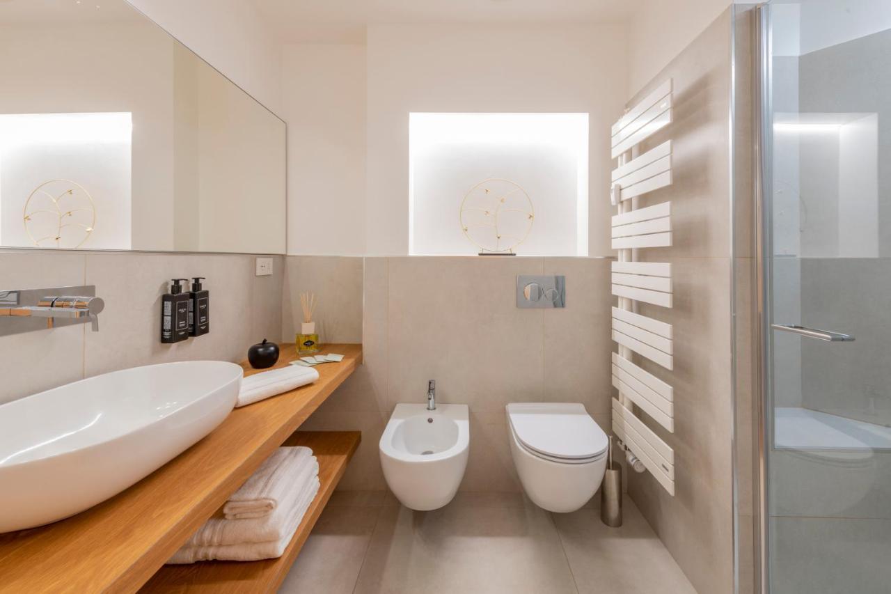 Milan Royal Suites Duomo ภายนอก รูปภาพ